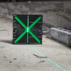 Milwaukee Accessoires Accessoires Visuels Cible Laser HI-VIST -Accessoires Soldes Magasin cible laser hi vist 2